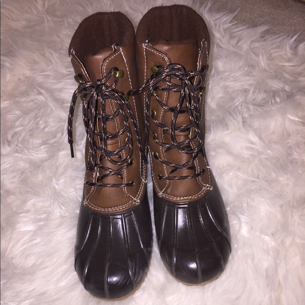 Sugar duck boots